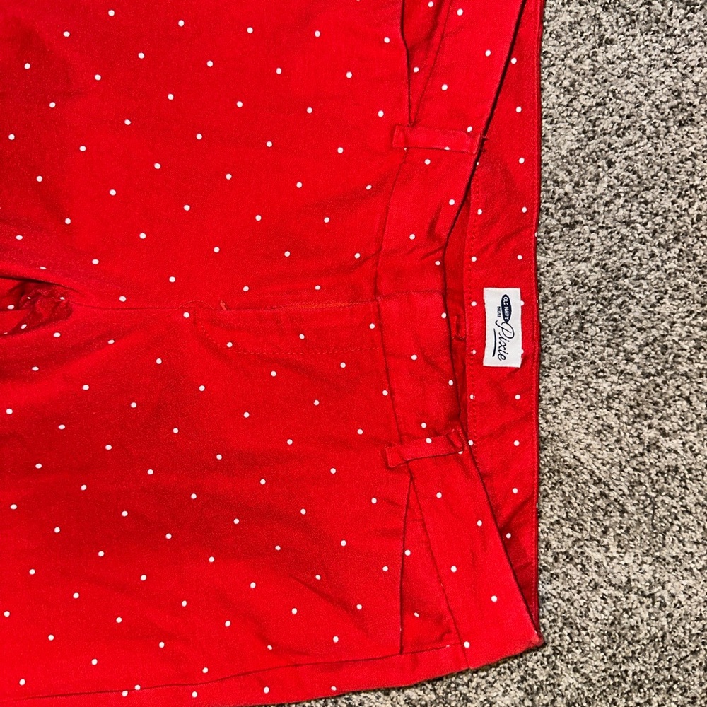 Old Navy Red and White Polka Dot Cropped Pants